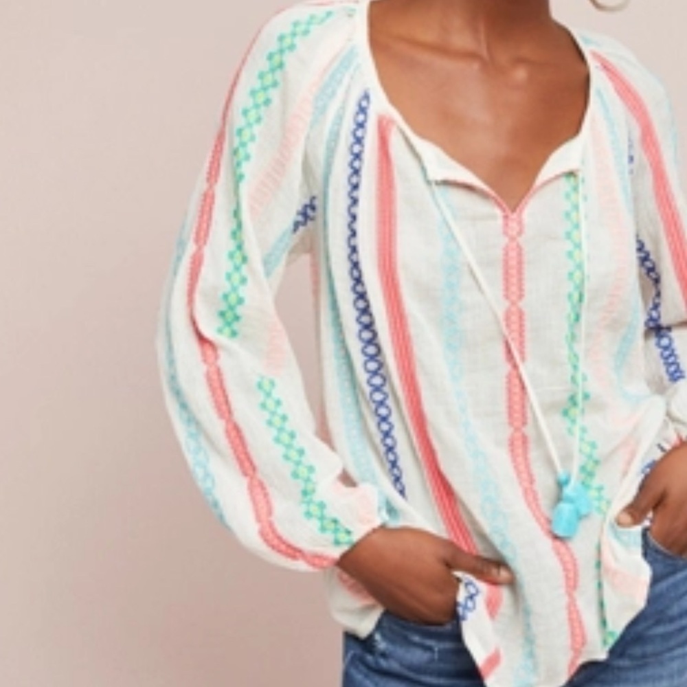 Anthropologie Payal Pratap White multi color embroidered top XS. Missing tassles